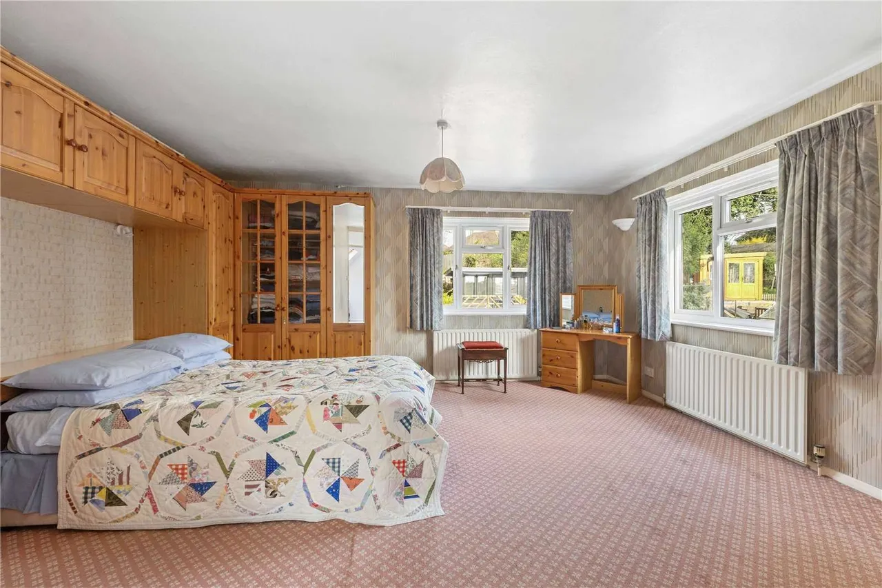 Copse Road, Cobham, Surrey, KT11 2TN, photo 11