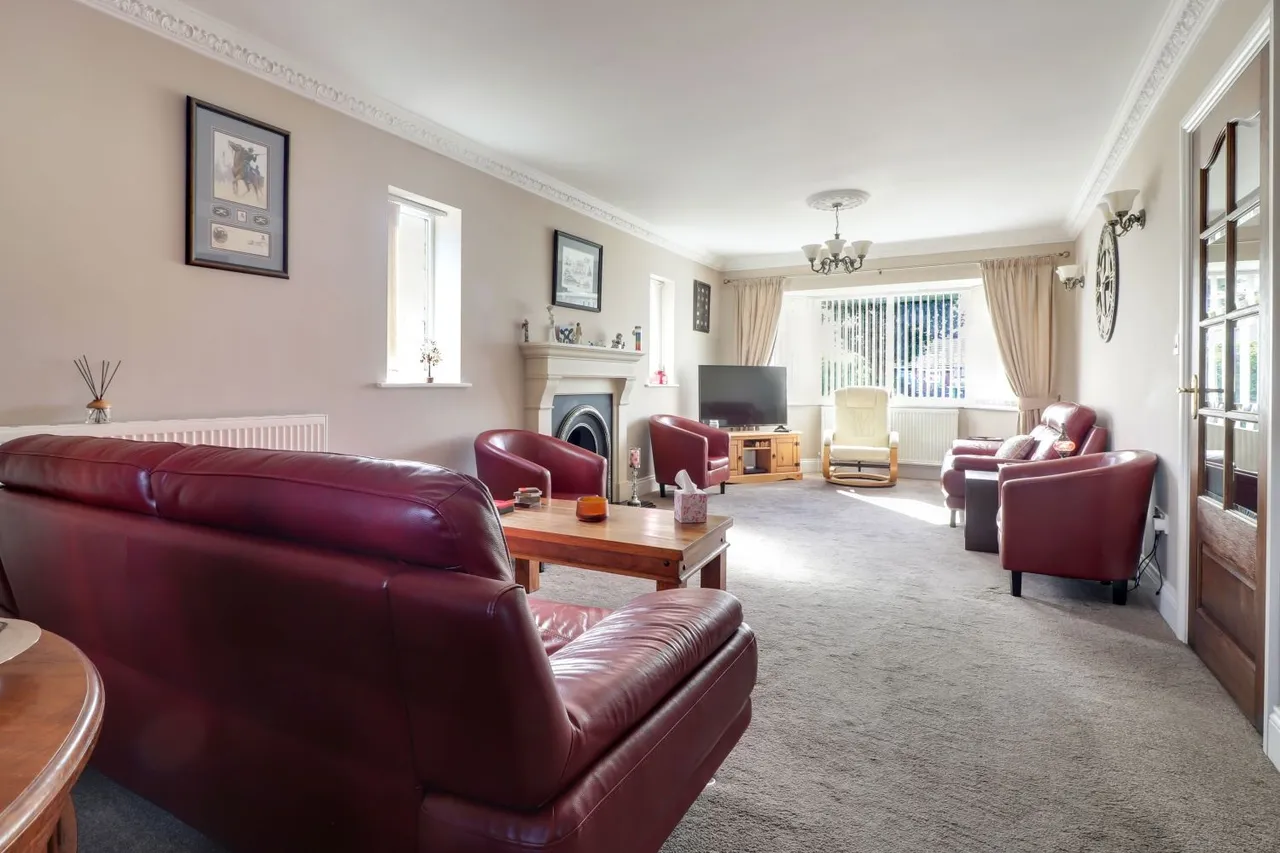 Valley Ridge, Kippax, LS25, photo 5