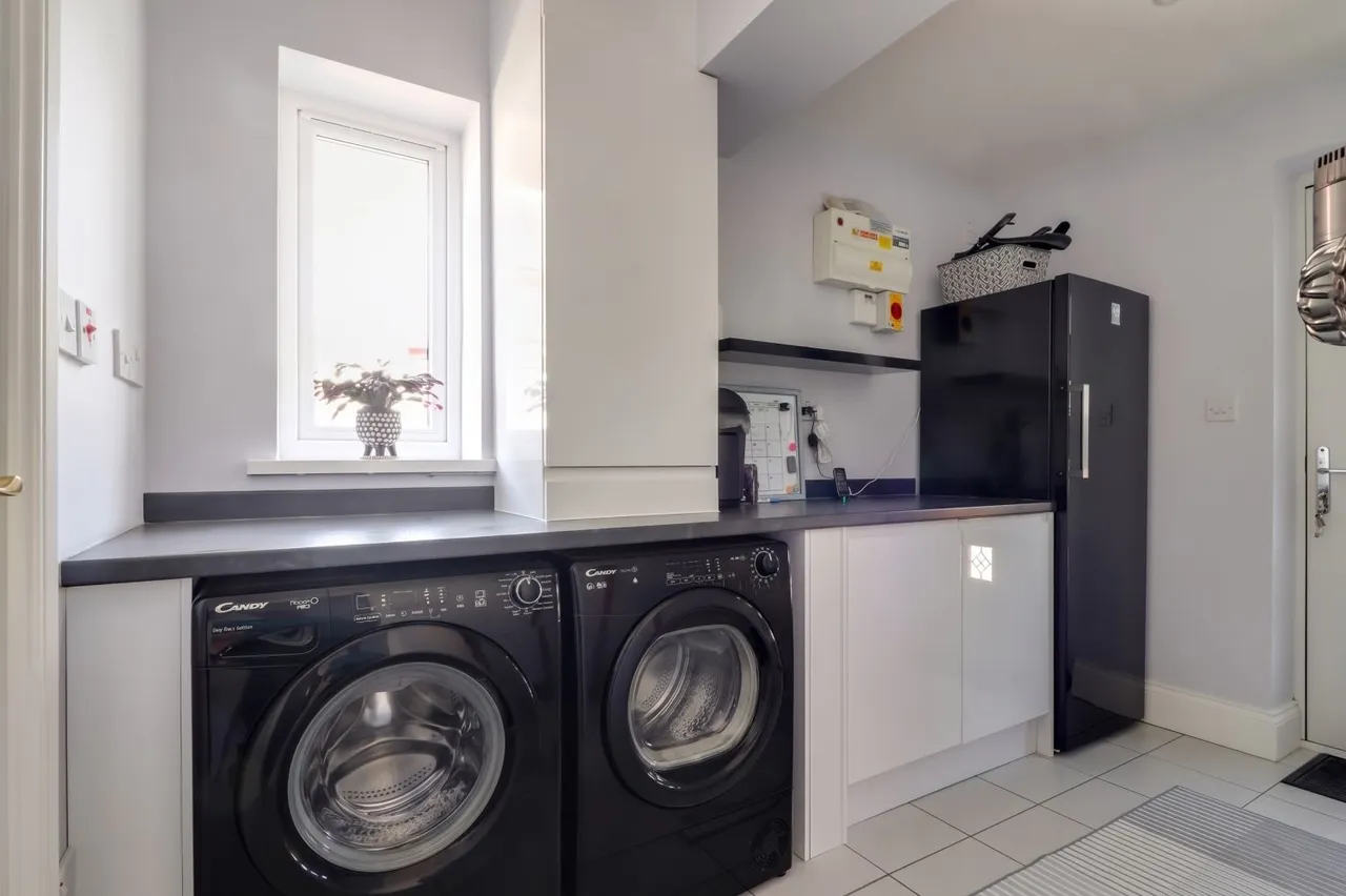 Valley Ridge, Kippax, LS25, photo 12