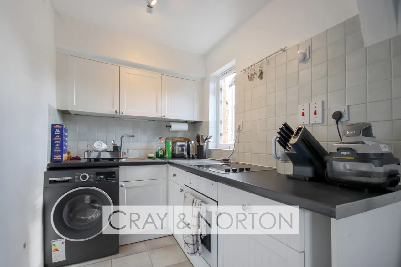 Coe Avenue, Woodside, SE25, photo 4