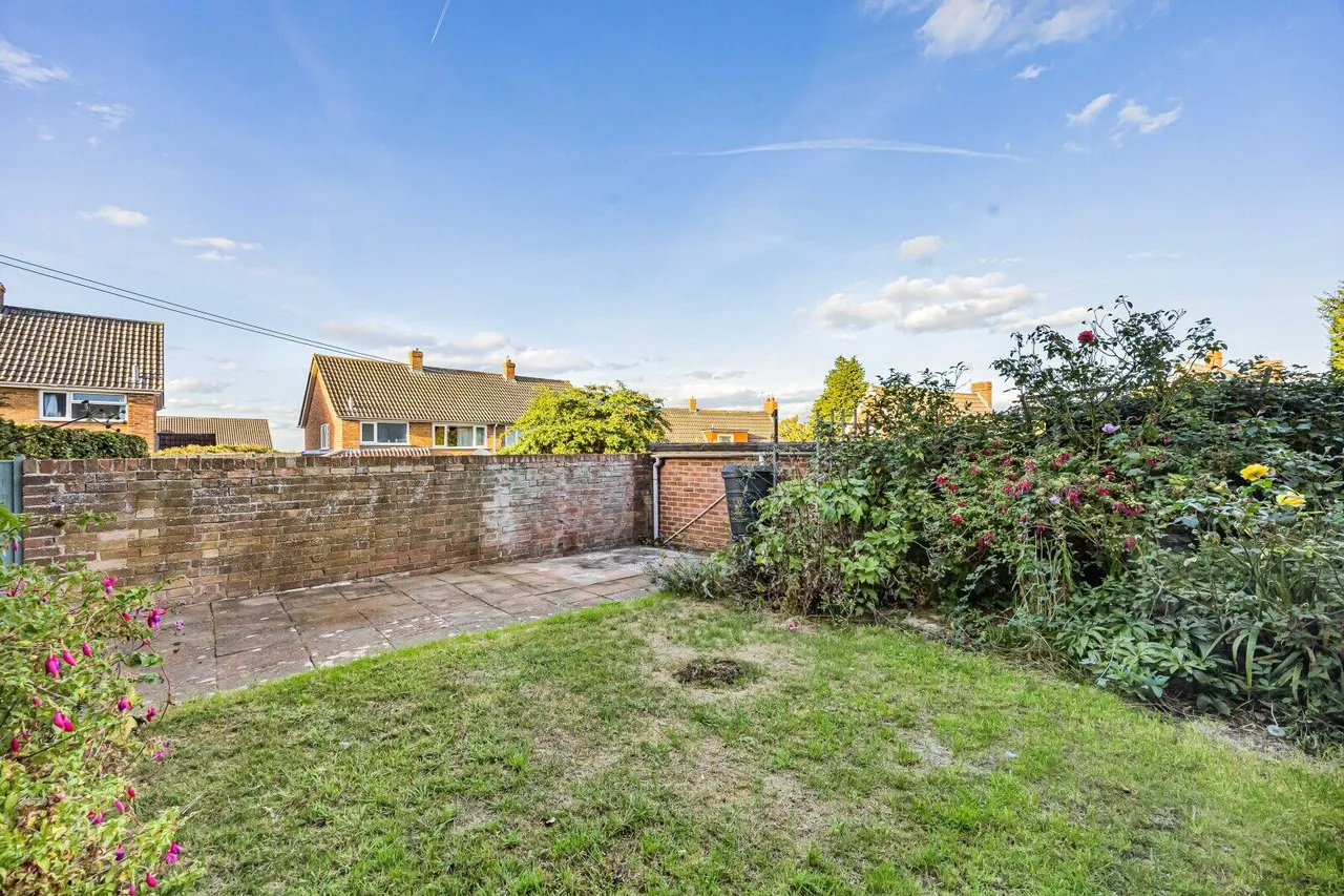 Field Gardens, East Challow, OX12, photo 4