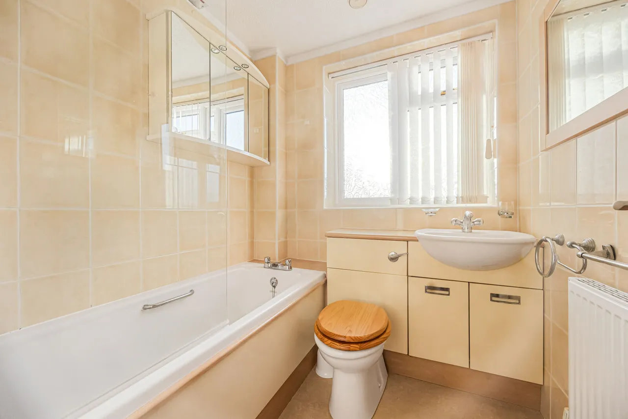 Field Gardens, East Challow, OX12, photo 20