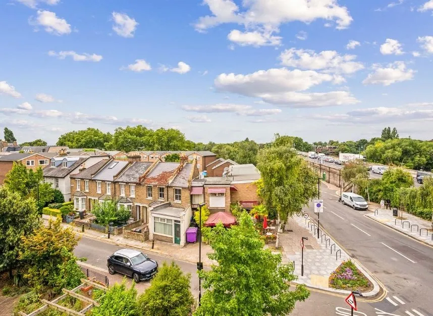 Kew Bridge Road, Brentford, TW8, photo 5