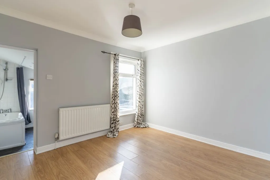 St. Margarets Road, Northfleet, DA11, photo 11