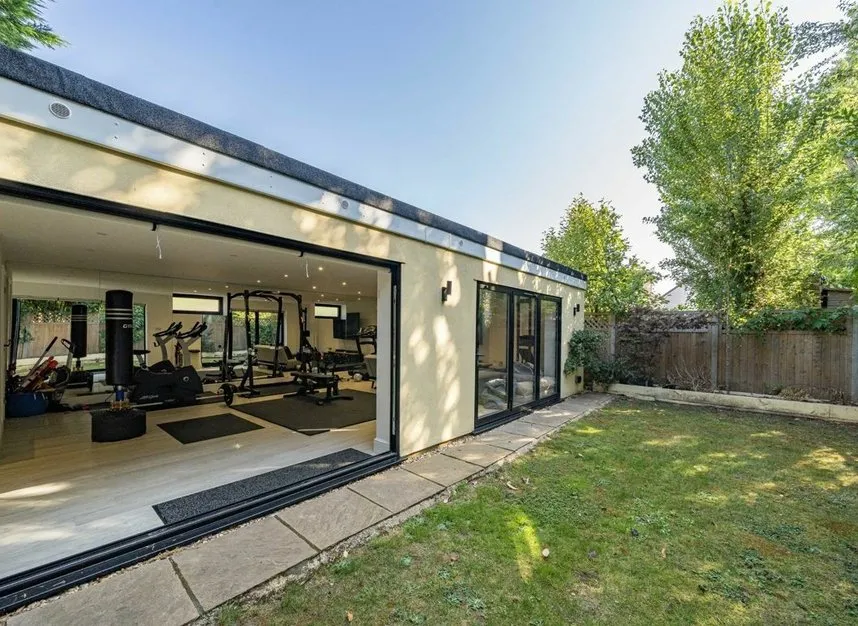 The Avenue, Sunbury-on-thames, TW16, photo 12