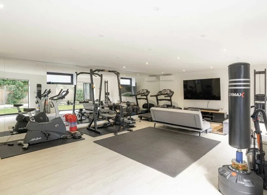 The Avenue, Sunbury-on-thames, TW16, photo 9