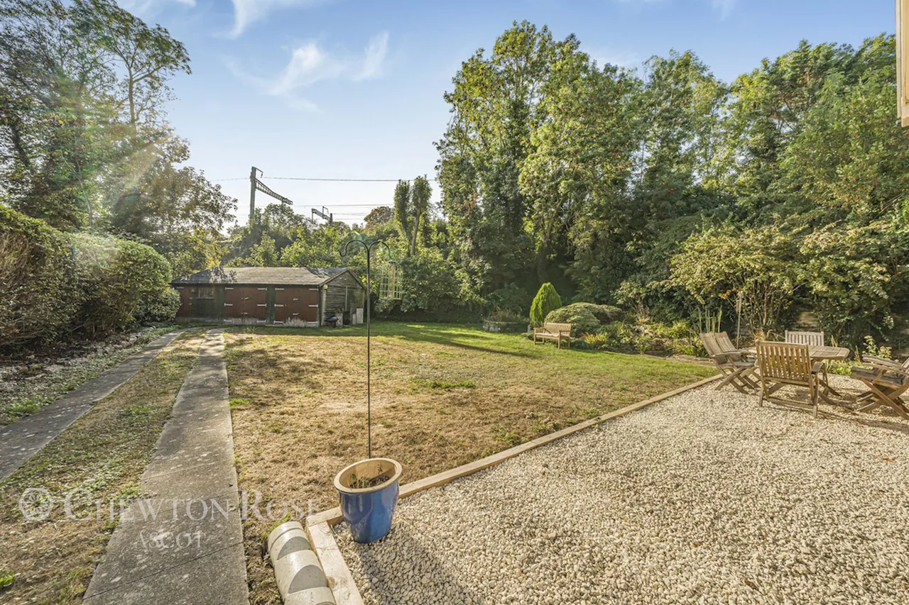 Ellington Road, Taplow, photo 16