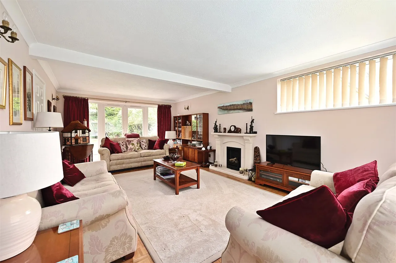 Nightingale Road, Ash, Guildford, Surrey, GU12 6DD, photo 14