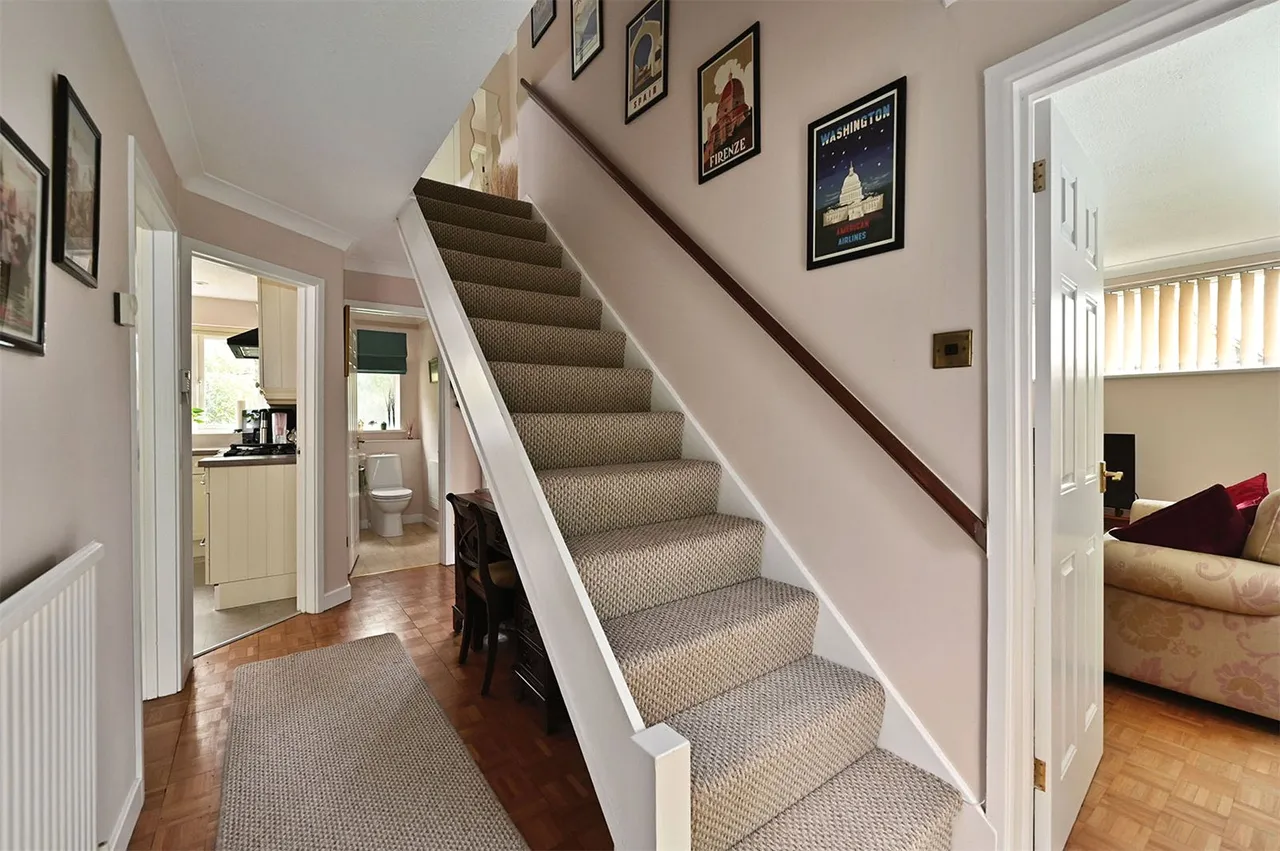 Nightingale Road, Ash, Guildford, Surrey, GU12 6DD, photo 15