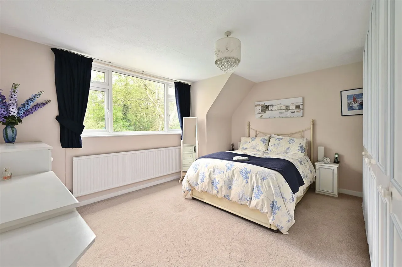 Nightingale Road, Ash, Guildford, Surrey, GU12 6DD, photo 7