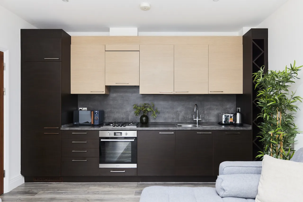 Manor Park Road, London, NW10, photo 6
