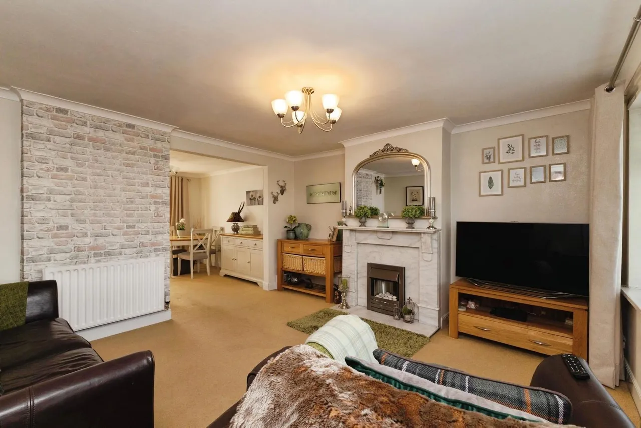 Rutherglen Walk, Eaglescliffe, Stockton-on-Tees, Durham, TS16, photo 5