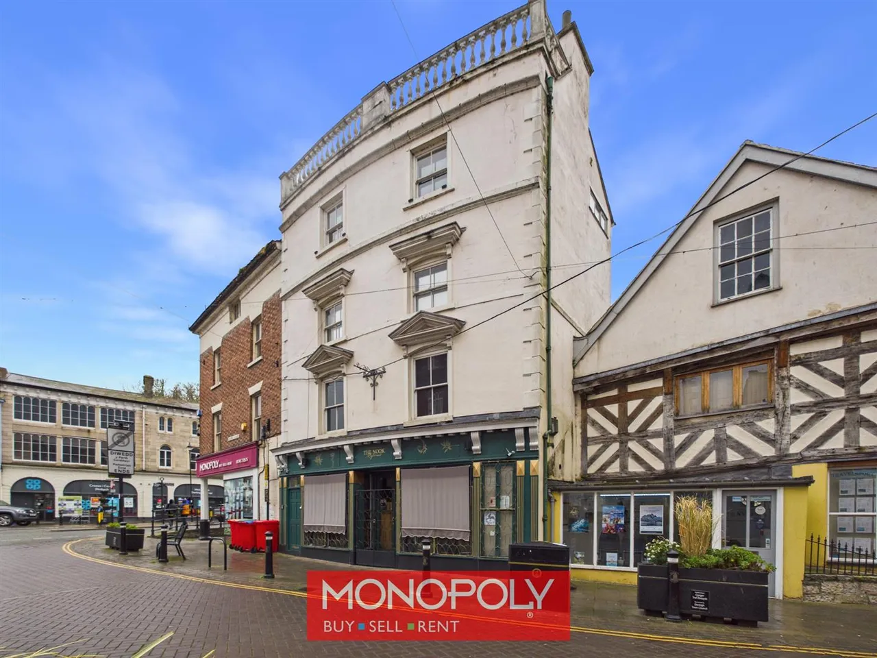 2 bed flat for sale, Crown Square, Denbigh, LL16