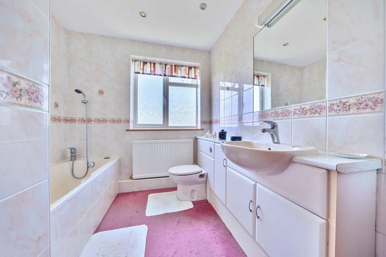 Bell Lane, Tonbridge, TN12, photo 10