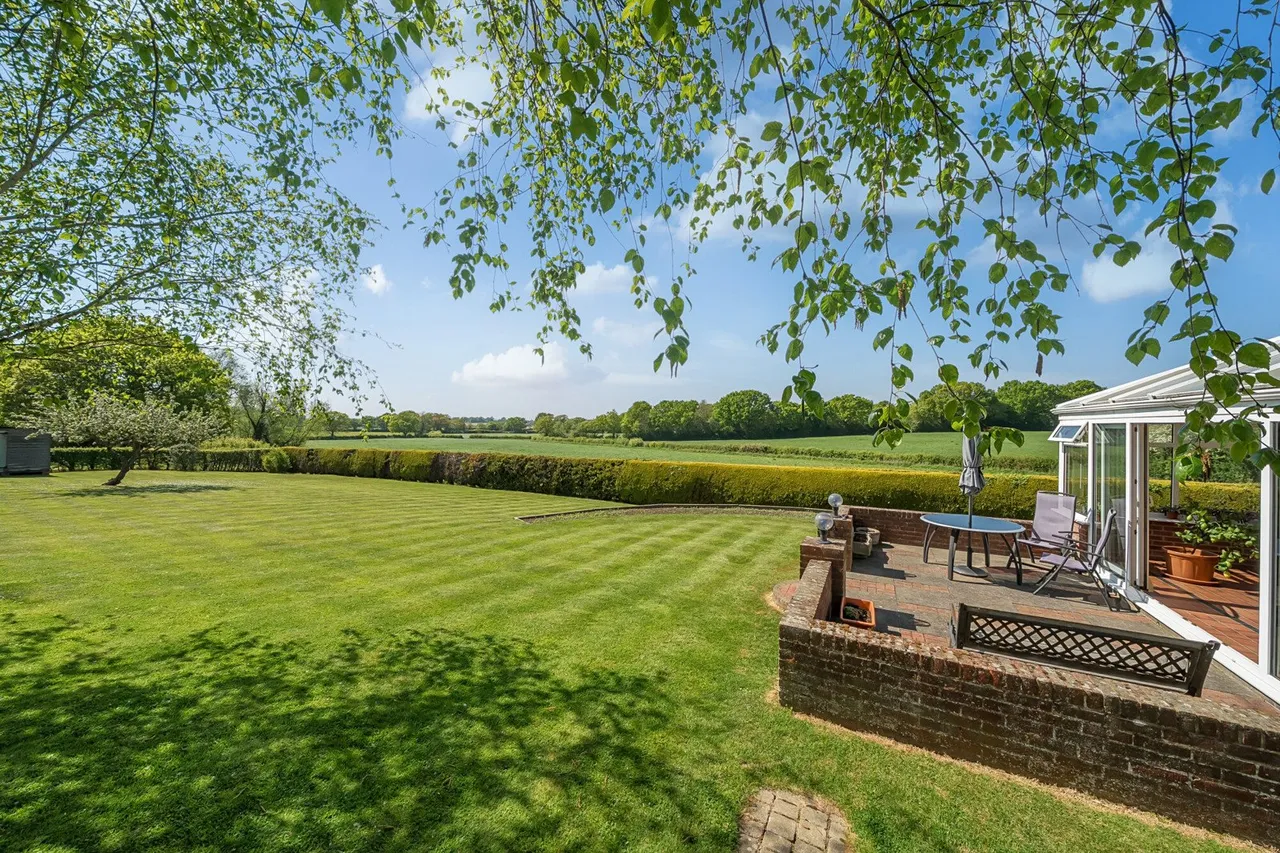 Bell Lane, Tonbridge, TN12, photo 11