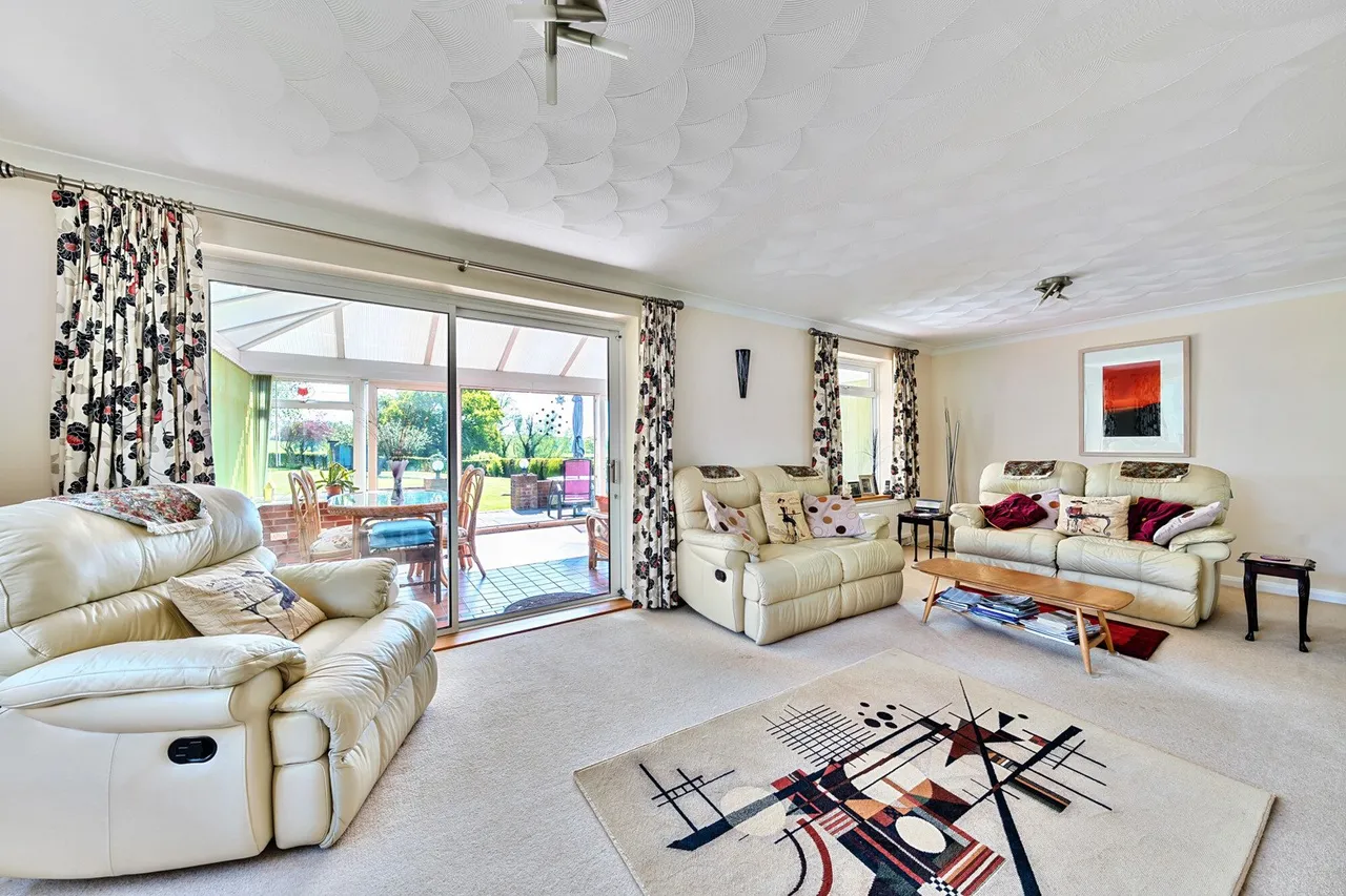 Bell Lane, Tonbridge, TN12, photo 17