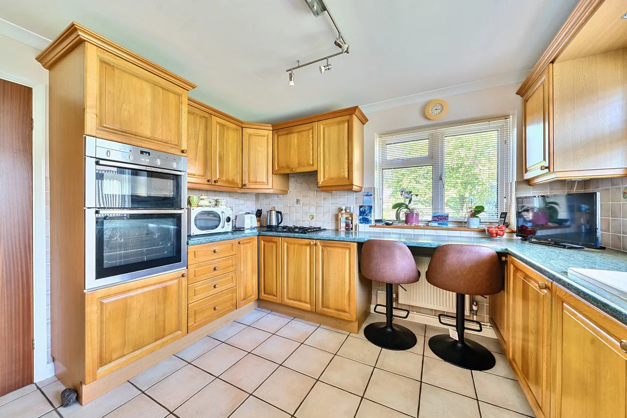 Bell Lane, Tonbridge, TN12, photo 5