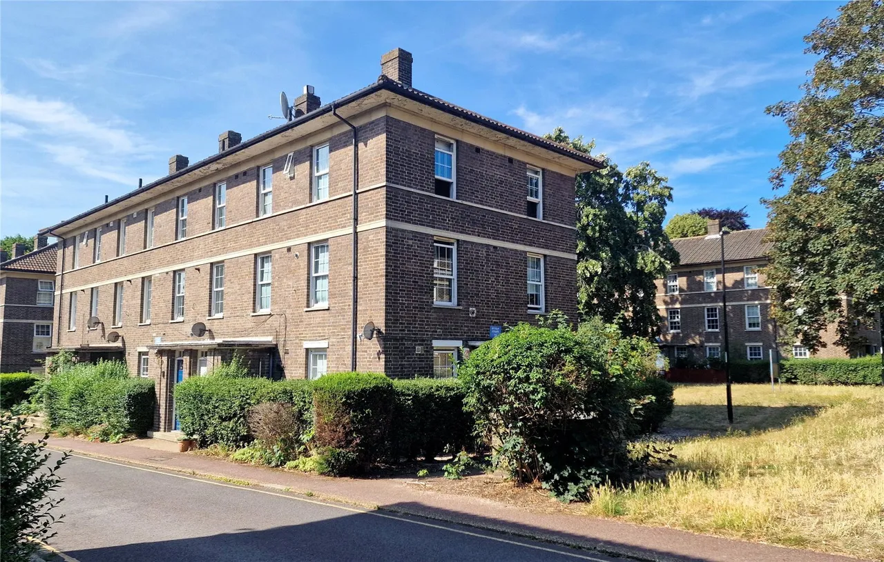 2 bed flat for sale — Ryculff Square, London, SE3