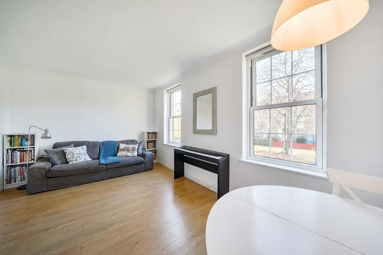 Ryculff Square, London, SE3, photo 17