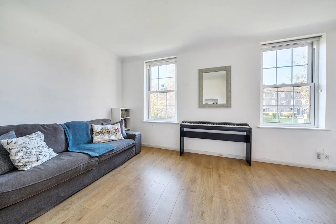 Ryculff Square, London, SE3, photo 13