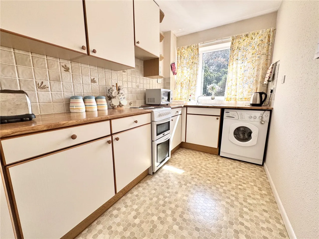 Portarlington Road, Bournemouth, Dorset, BH4, photo 7
