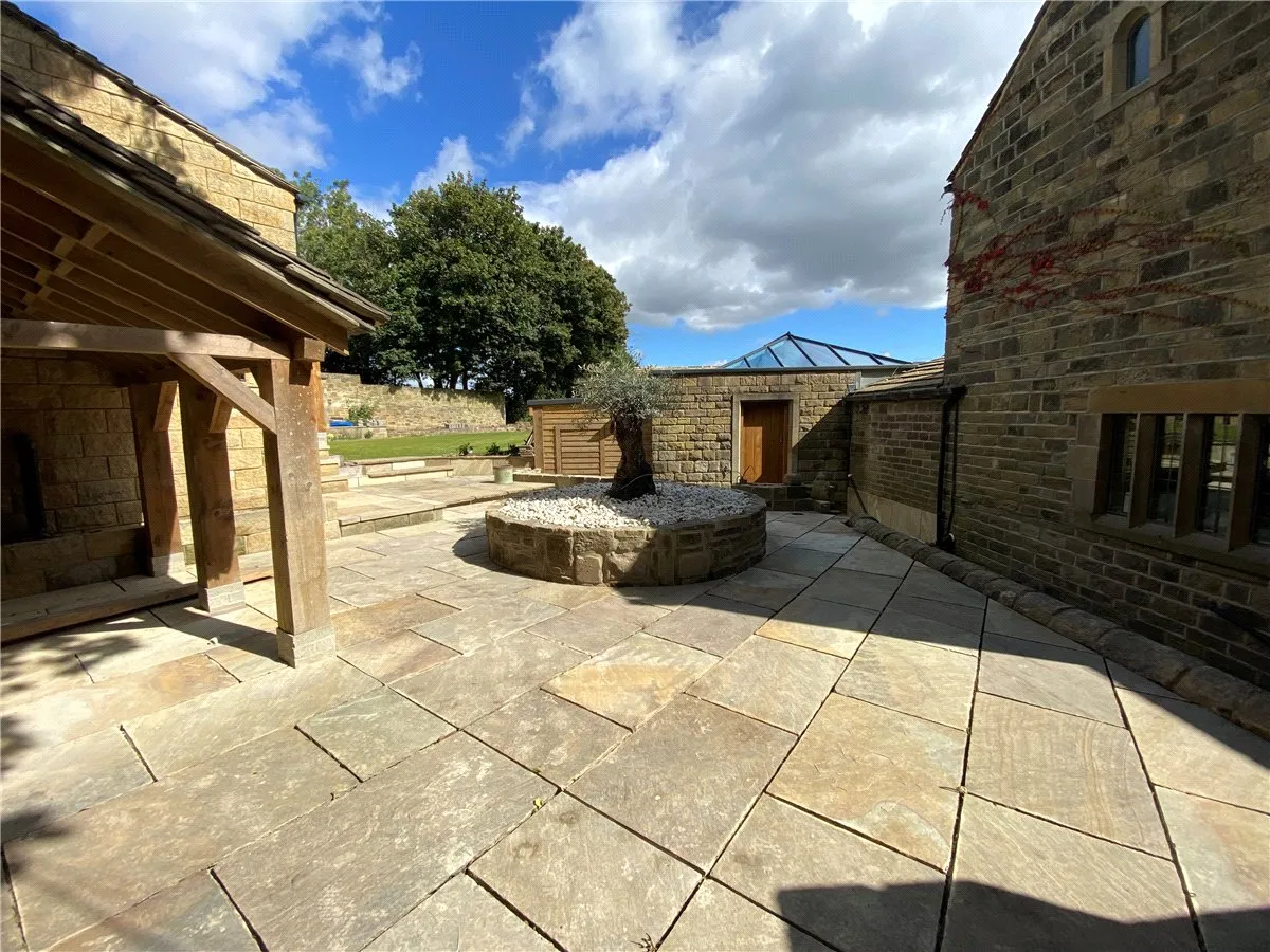 Keeper Lane, BD4, photo 49