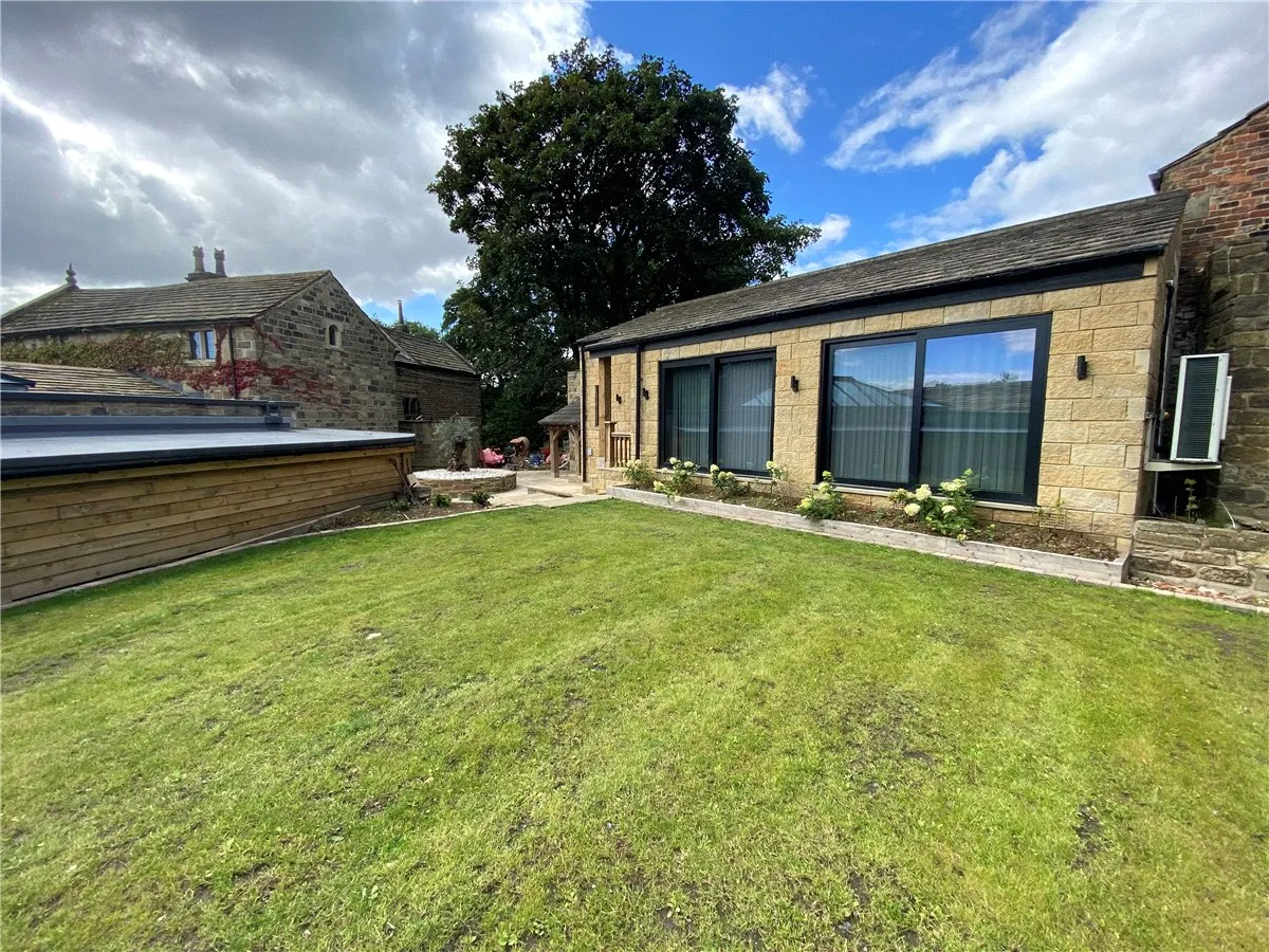 Keeper Lane, BD4, photo 48