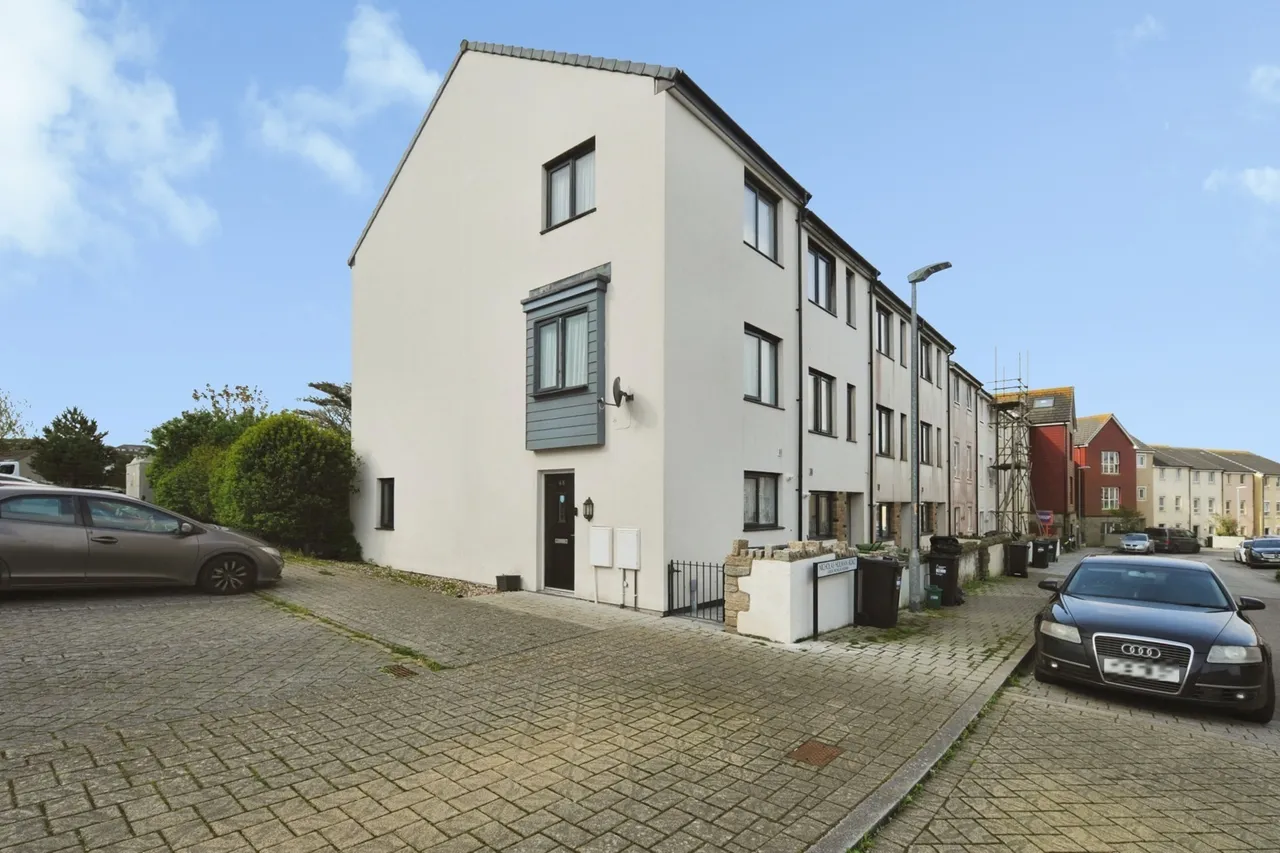 4 bed house for sale, Nicholas Holman Road, Camborne, TR14