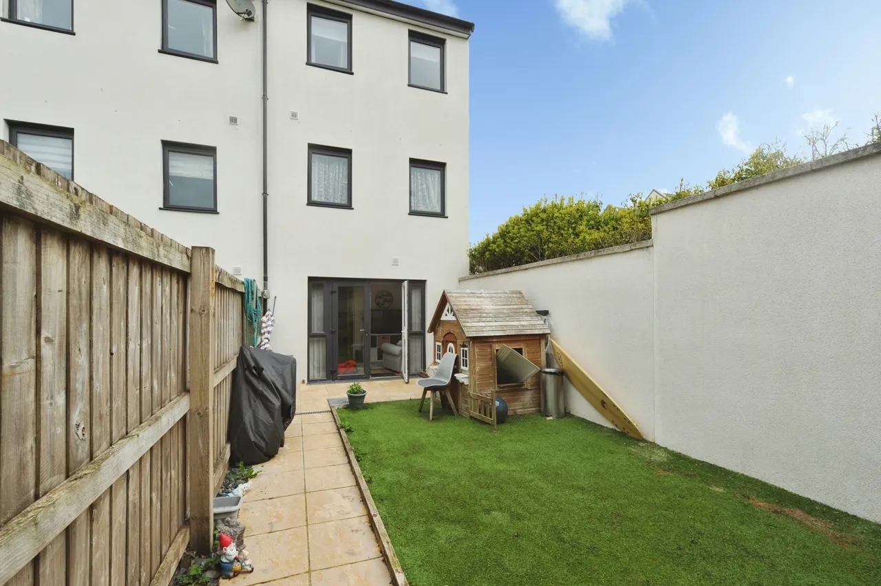 Nicholas Holman Road, Camborne, TR14, photo 13
