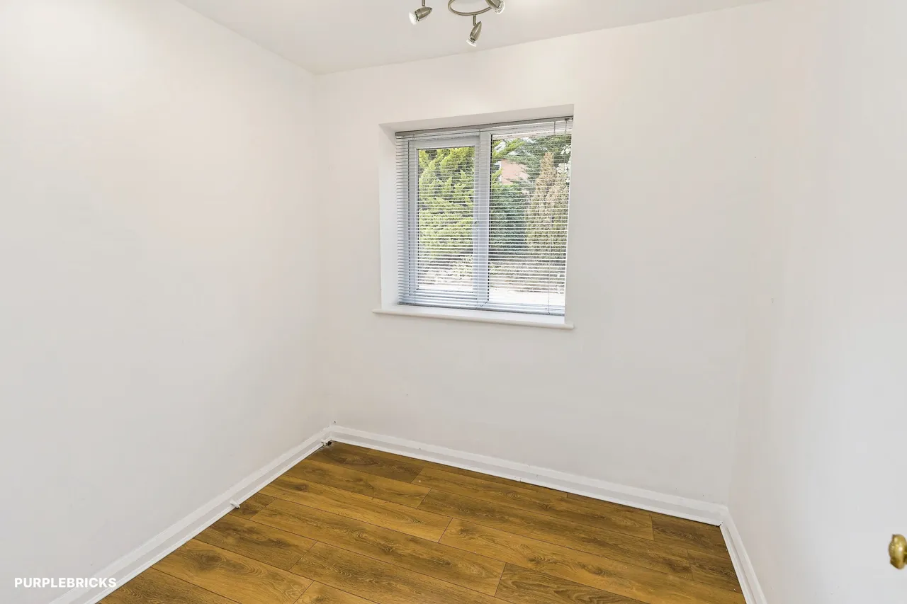 Bennetts Lane, Hawarden, CH5, photo 23