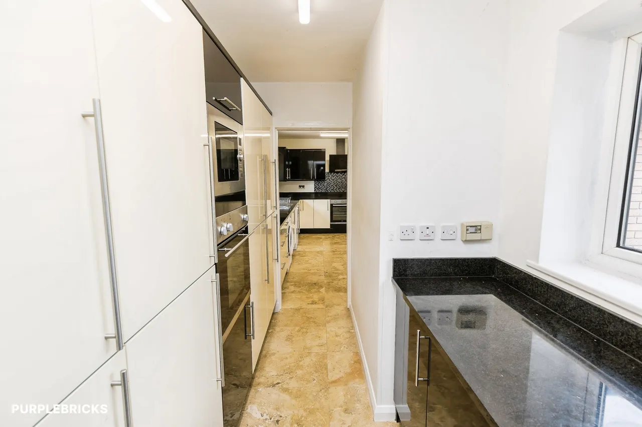 Bennetts Lane, Hawarden, CH5, photo 45
