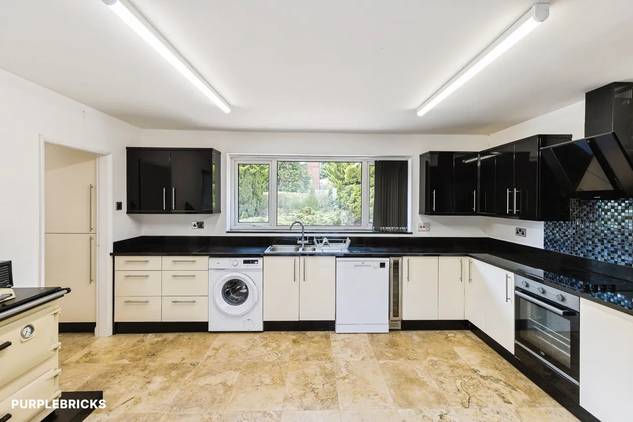 Bennetts Lane, Hawarden, CH5, photo 41