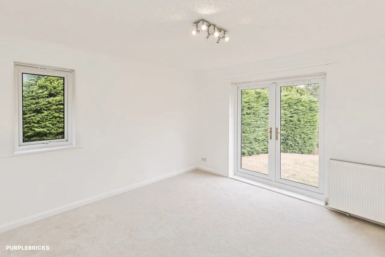 Bennetts Lane, Hawarden, CH5, photo 24