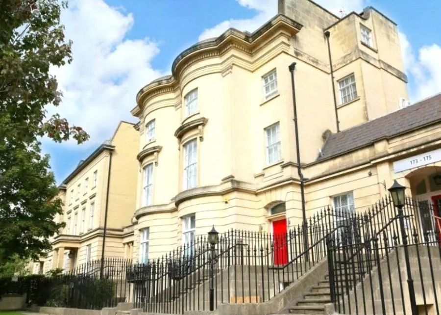 2 bed flat to rent, Kings Road, Reading, RG1