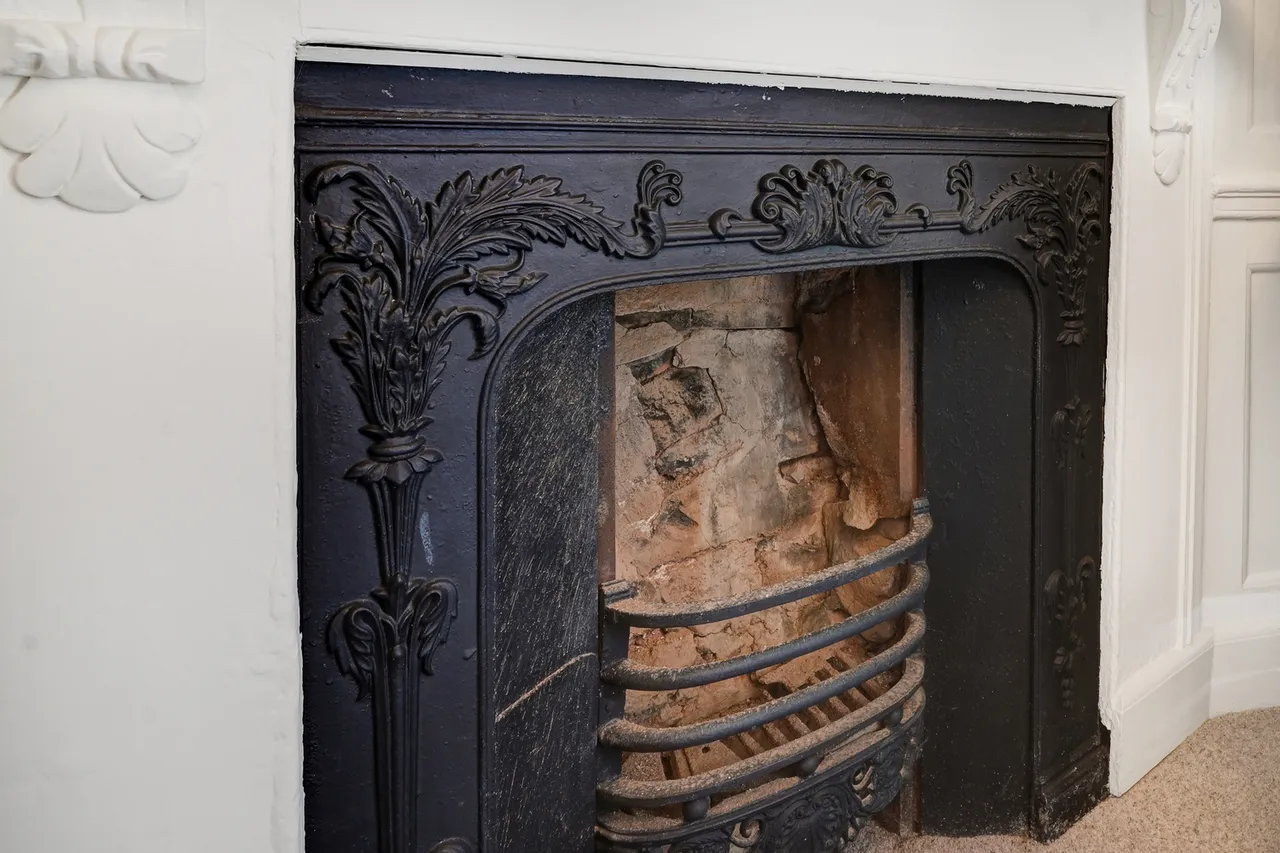 The Cedars, The Butts, TW8, photo 17