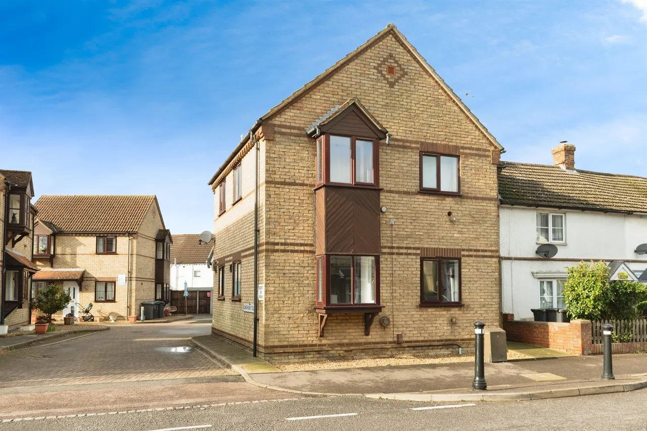 Lanthony Court, Arlesey, SG15, photo 14