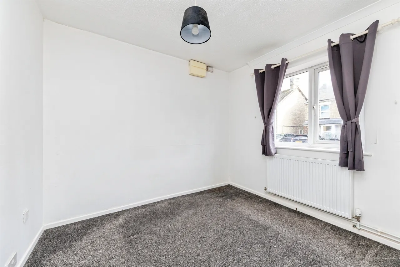 Lanthony Court, Arlesey, SG15, photo 8