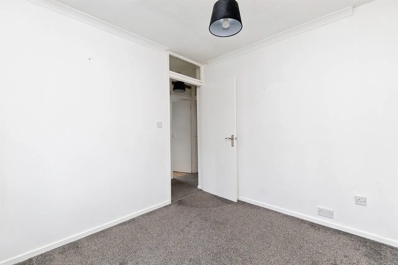 Lanthony Court, Arlesey, SG15, photo 9