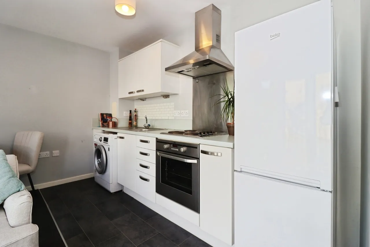 Yalland Close, Bristol, Somerset, BS16, photo 6