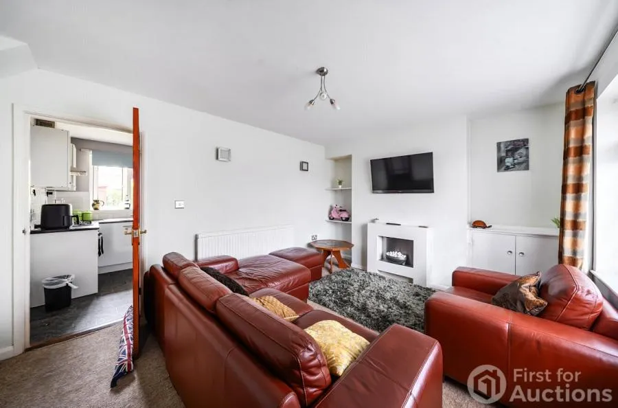 Naseby Close, Nottingham, NG5, photo 2
