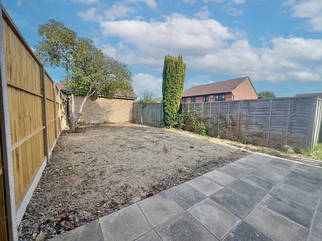 Kelso Close, Bletchley MK3 5ET, photo 15