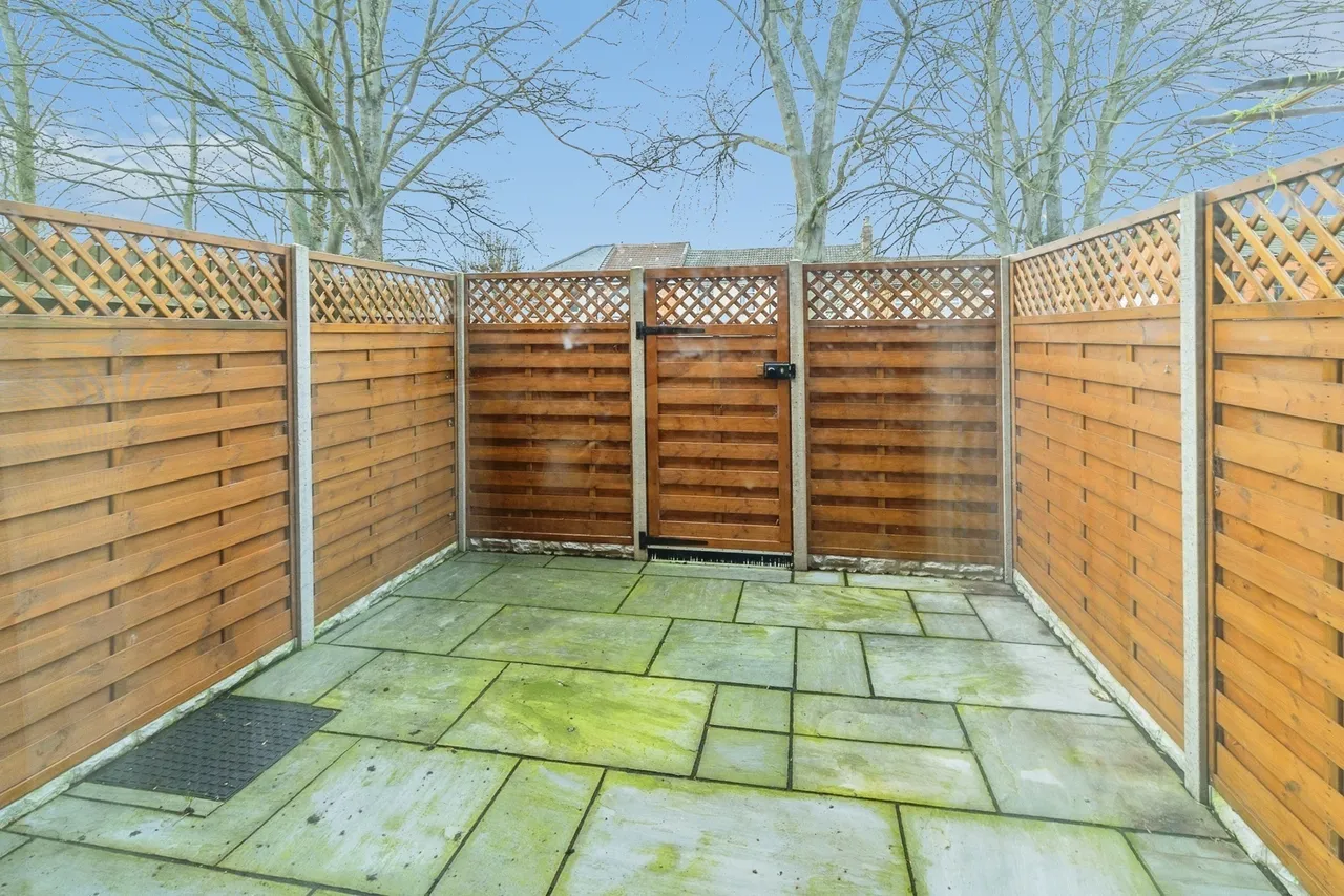 Permayne, New Bradwell, MK13, photo 9