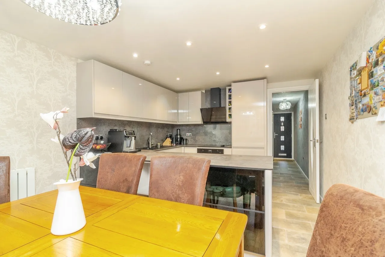 Permayne, New Bradwell, MK13, photo 4