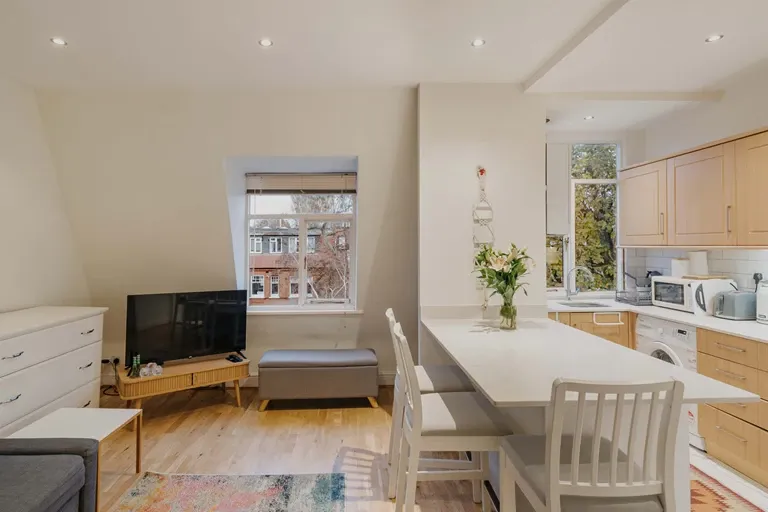 Greencroft Gardens, South Hampstead, NW6 3PG, photo 6