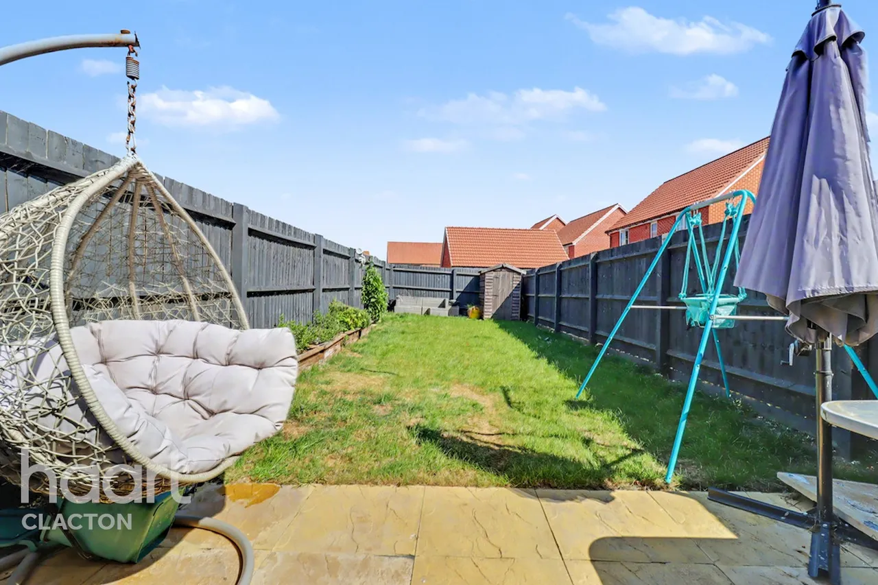Wheatsheaf, Frinton-on-Sea, CO13, photo 12