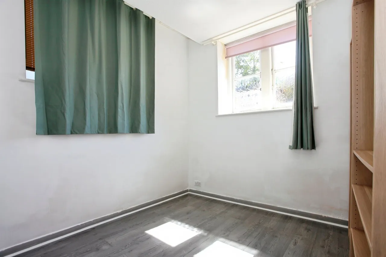 London Road, PETERBOROUGH, photo 11