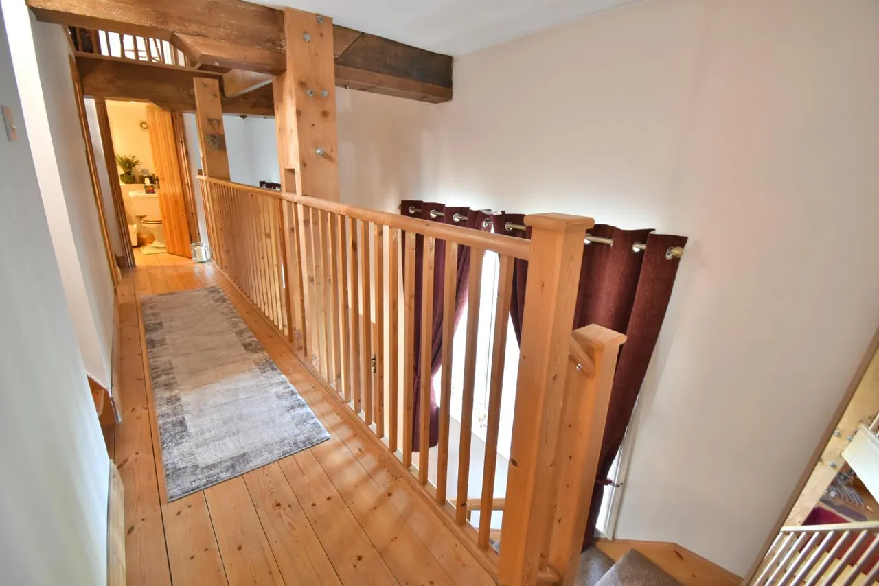 Hurn Court, BH23, photo 11