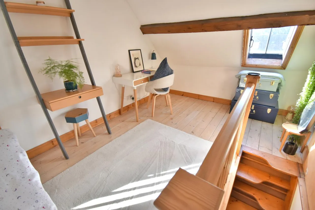 Hurn Court, BH23, photo 16