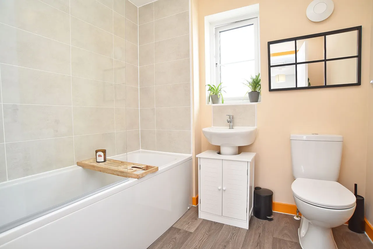 Calver Place, Harrogate, HG3, photo 10