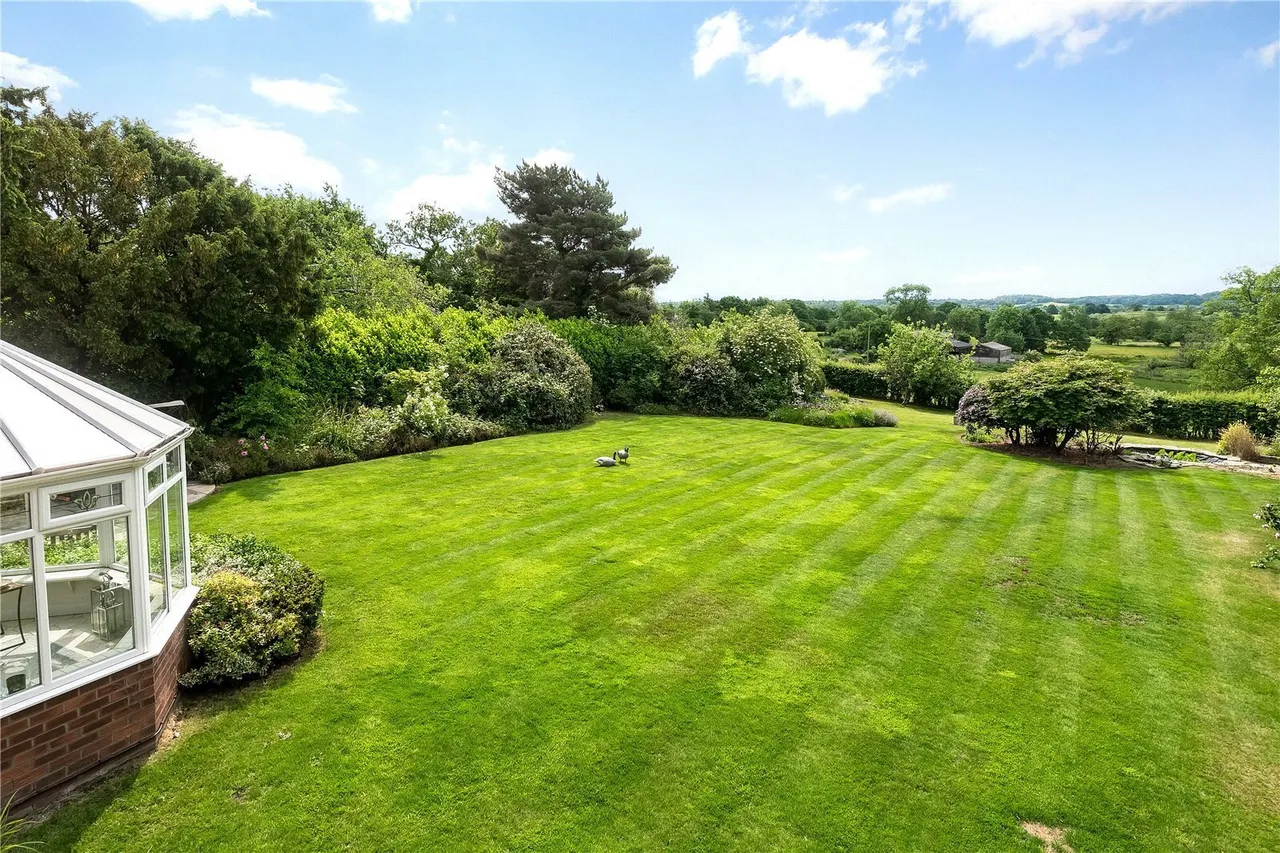 Lees Lane, Wilmslow, SK9, photo 5
